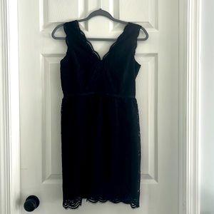 Loft Black Lace Overlay Cocktail Dress. Lined. LBD. Size 0 petites